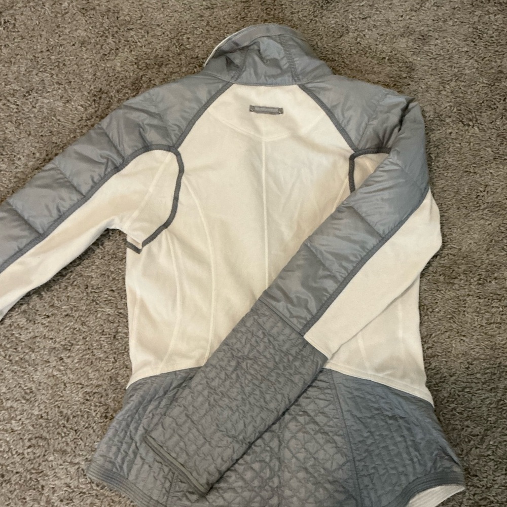 Lululemon Jacket - Picture 4 of 5